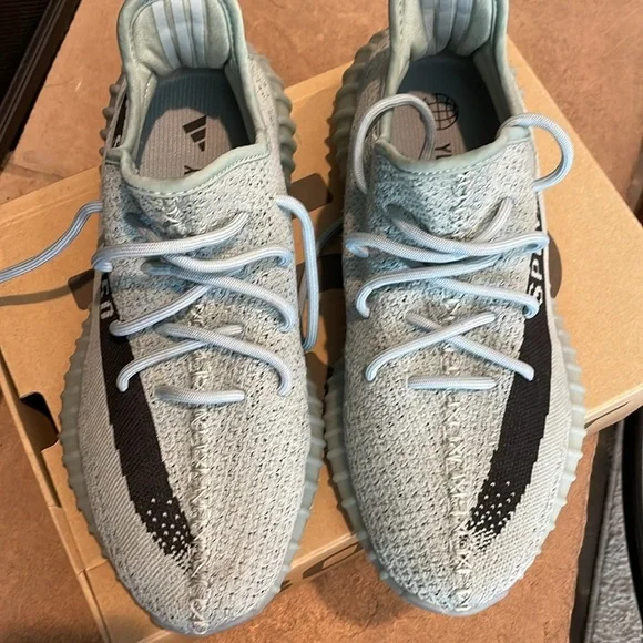 Adidas Yeezy Boost 350 V2 ‘SALT’ - Picture 11 of 15